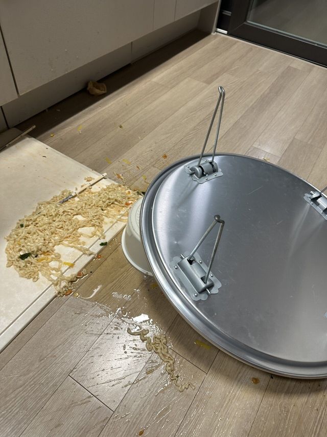 IMG_6727.jpeg 멸치 칼국수 야식