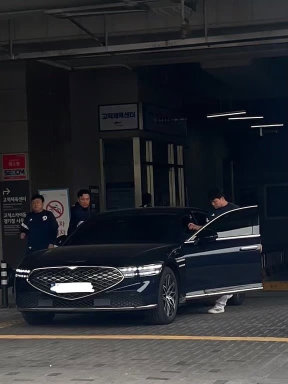 국민타자 이승엽 감독 근황