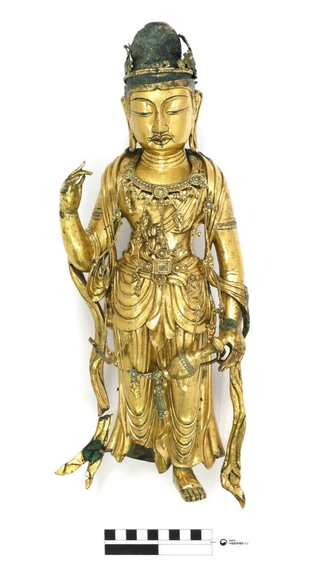 image.png 1,000년 만에 출토된 황금빛 신라 불상 JPG