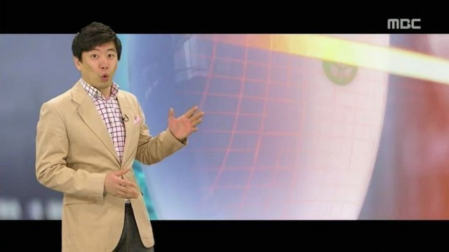 image.png 공항에서 상의를 절대 벗지않는 군인