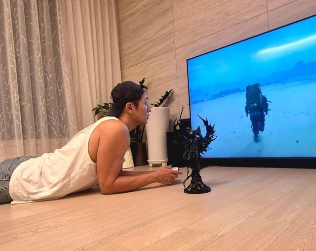 IMG_9658.jpeg 배우 손석구 인스타.jpg