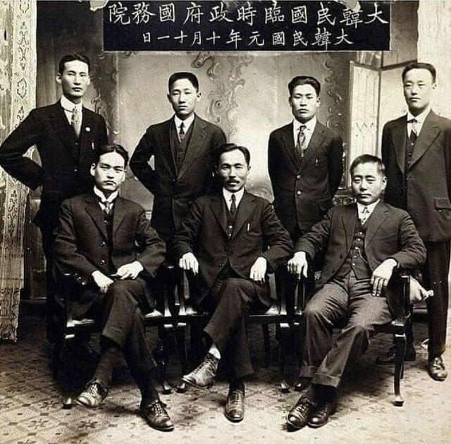 1000023163.jpg 우리나라 역대 최고의 수트핏