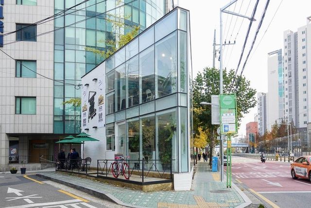 DSC05181.jpg 김풍 옾 카페 망한거보면 자영업이 힘들긴 함