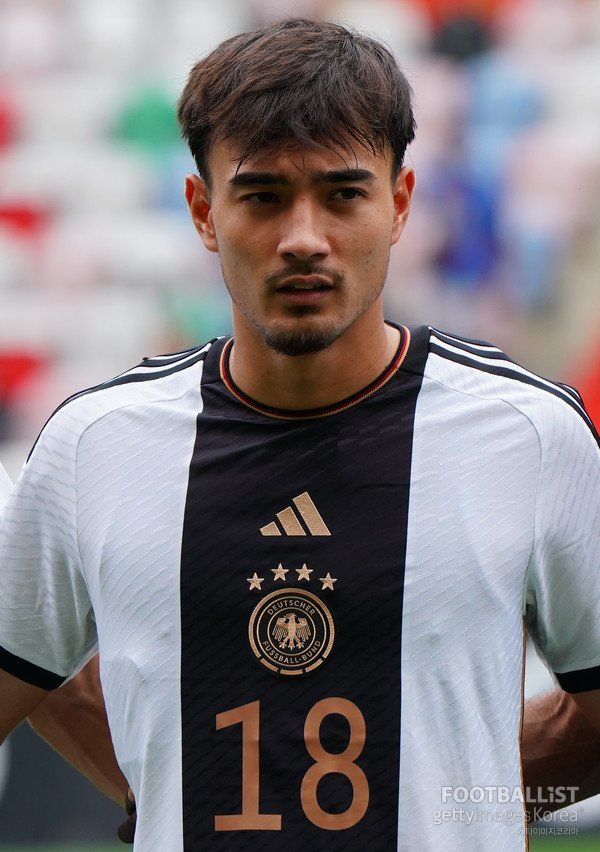 한국과 쿠플은 신났어요