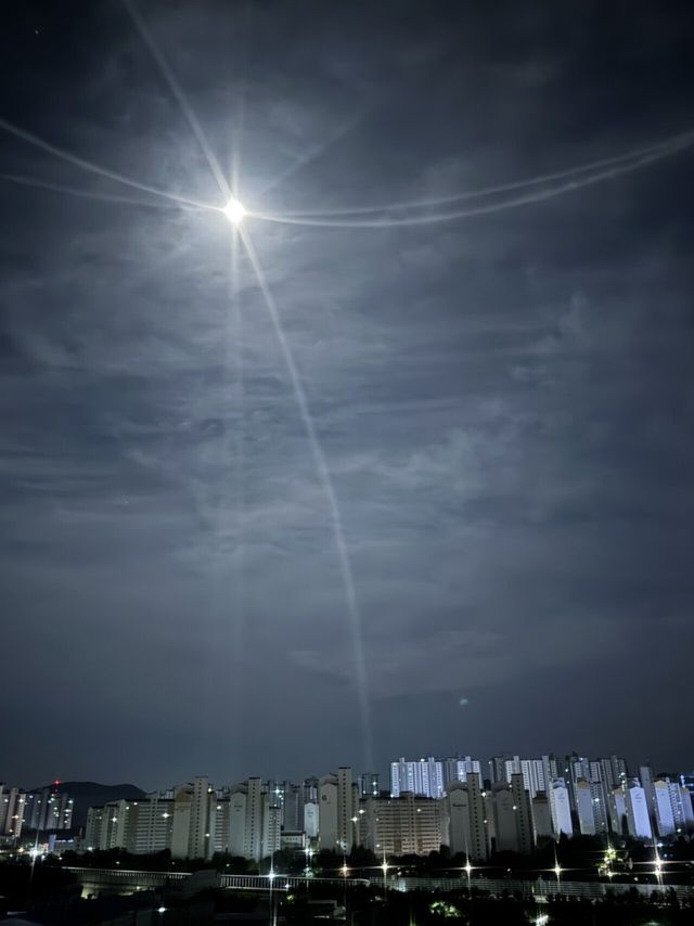 붉은달 변신 과정..?