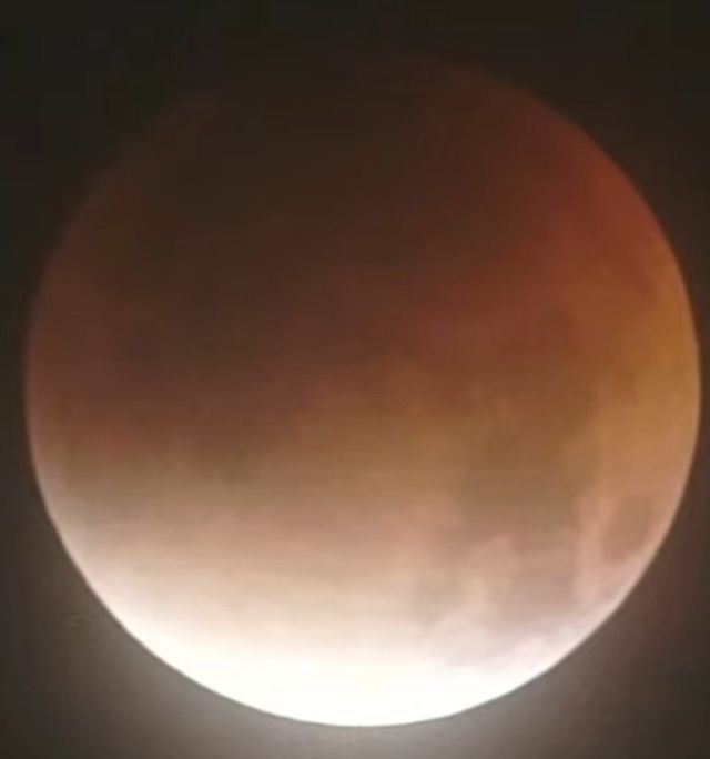 김포 월식 사진 구름 짜증...