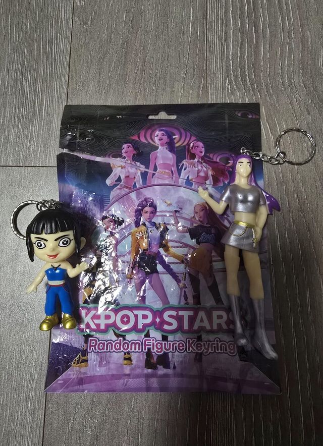 20250903_204854.heic.auto.jpg 케데헌 랜덤박스 결과......우리 딸도 울었다