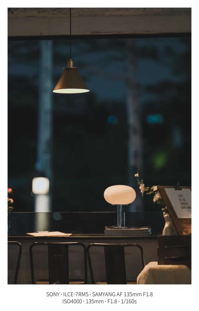 135mm 그거 풍경용 렌즈 아님??