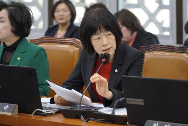 최연숙 국민의힘 의원이 2023 국정감사에서 질의하고 있다. 최연숙 의원실 제공. [뉴스락]