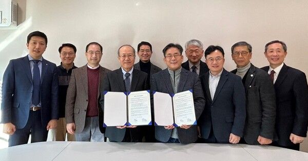 이랜드재단이 지난&nbsp;21일 온누리교회와 다음 세대를 위한 업무협약을 체결했다고 24일 밝혔다. 이랜드 제공 [뉴스락]