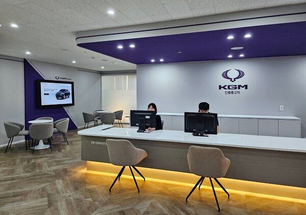 KG 모빌리티가 고객에게 우수한 품질의 신뢰도 높은 중고차 구매를 돕기 위해 서울 강서구에 위치한 서서울모터리움에 오프라인 전시장을 개설하고 인증 중고차 사업을 본격적으로 시작한다. KG 모빌리티 제공 [뉴스락]