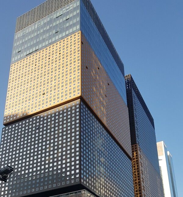 MBK파트너스가 위치한 광화문 D-타워 전경. [뉴스락]