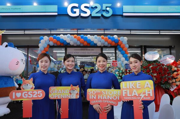 편의점&nbsp;GS25가 베트남 하노이&nbsp;50호점 오픈과 동시에 베트남 전역&nbsp;400호점 달성에 성공했다. GS리테일 제공 [뉴스락]