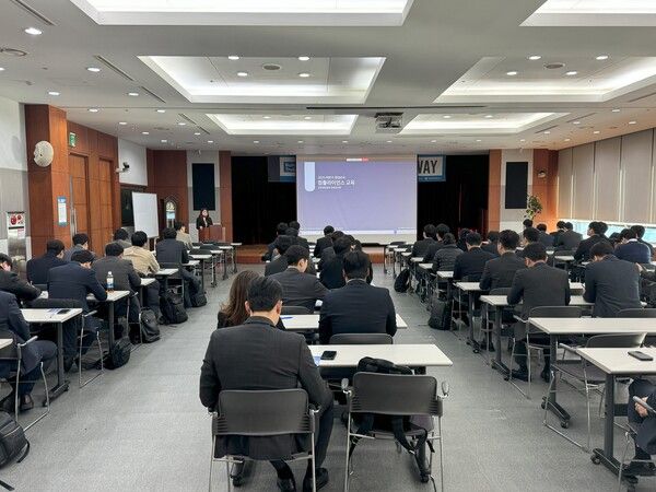 제일파마홀딩스가 지난&nbsp;1일부터&nbsp;8일까지 본사 및 전국 영업 지점의 영업∙마케팅본부 임직원을 대상으로 전사 공정거래 자율준수(이하 CP)&nbsp;교육을 진행했다. 제일파마홀딩스 제공 [뉴스락]