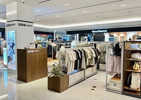 신세계면세점은&nbsp;명동 본점에 한국 패션 브랜드 단독 입점을 확대하며 지속적인 글로벌 경쟁력 강화에 나선다.&nbsp;신세계면세점 제공 [뉴스락]