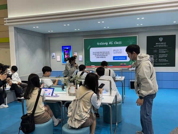 '2025 월드IT쇼' 삼성전자 부스 모습. 사진=강동완 기자 [뉴스락]