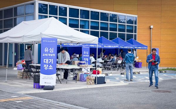 5월 19일 전남 신안군 신안국민체육센터에서 진행된 찾아가는 서비스 모습. SKT 제공 [뉴스락]