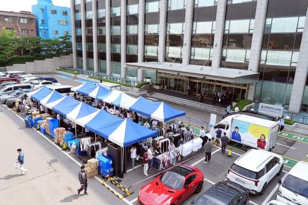 현대엔지니어링&nbsp;계동&nbsp;본사에&nbsp;마련된&nbsp;굿윌스토어&nbsp;팝업스토어&nbsp;전경. 현대엔지니어링 제공 [뉴스락]