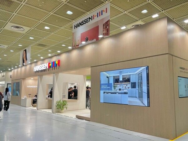 한샘이 오는&nbsp;8월&nbsp;2일까지 서울 코엑스에서 열리는 국내 최대 건축박람회 코리아빌드에 참가해 부엌·욕실·수납 등 인테리어 신상품을 대거 선보인다. 한샘 제공 [뉴스락]