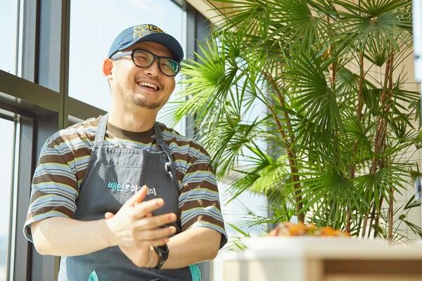 우아한형제들은 지난 2014년부터 운영하고 있는 대한민국 대표 외식업 교육 프로그램&nbsp;'배민아카데미'를 통해 장사에 필요한 기본 지식,&nbsp;외식 경영 이론,&nbsp;실습 교육,&nbsp;컨설팅까지 모두 무료로 제공하고 있다.&nbsp;우아한형제들 제공 [뉴스락]