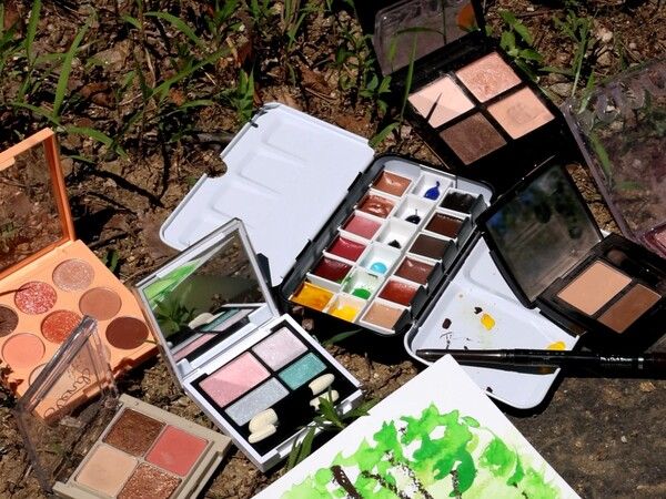 아모레퍼시픽재단이 자원 순환의 날을 기념해 환경 보호와 예술의 가치를 결합한 참여형 프로젝트&nbsp;'다시 그린(green) 아름다움'을 진행했다. 아모레퍼시픽 제공 [뉴스락]