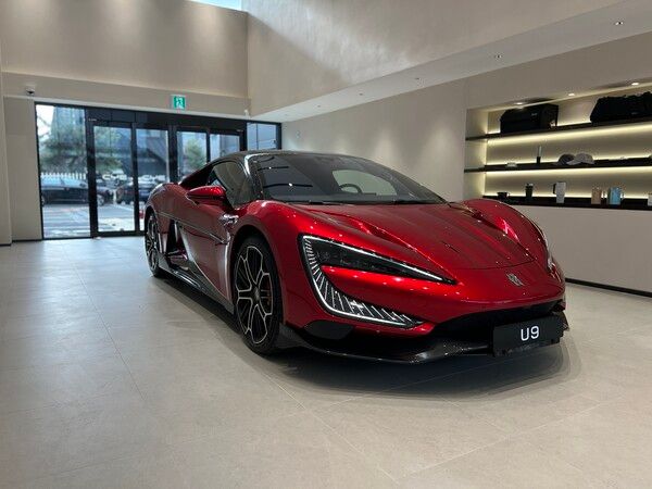 럭셔리 플래그십 브랜드 양왕(Yangwang)의 전기 슈퍼카 ‘U9’. 사진 BYD코리아 [뉴스락]