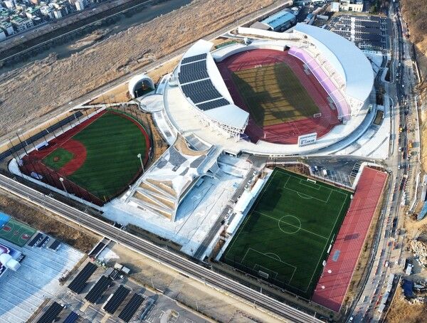 대보그룹 건설 계열사&nbsp;대보건설이 경기도 광주시에 대규모 종합 체육시설인 G스타디움 조성을 마무리하고 본격적인 운영 준비를 마쳤다.. 사진 대보건설 [뉴스락]