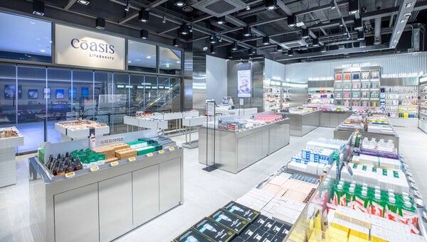 현대홈쇼핑의 뷰티 편집숍 '코아시스' 전경. 현대홈쇼핑 제공 [뉴스락]