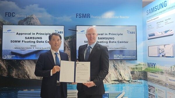 안영규 삼성중공업 기술개발본부장(왼쪽)과 가레스 버튼(Gareth burton) ABS 글로벌 엔지니어링 부사장. 사진=삼성중공업 [뉴스락]