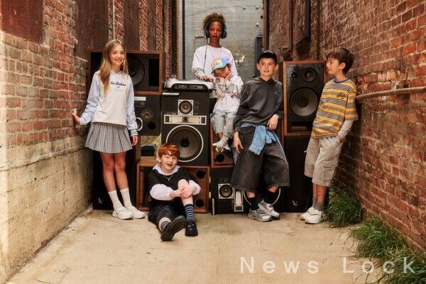뉴발란스 키즈, ‘FREEDLE X(프리들 엑스) 화보. 이랜드월드 제공