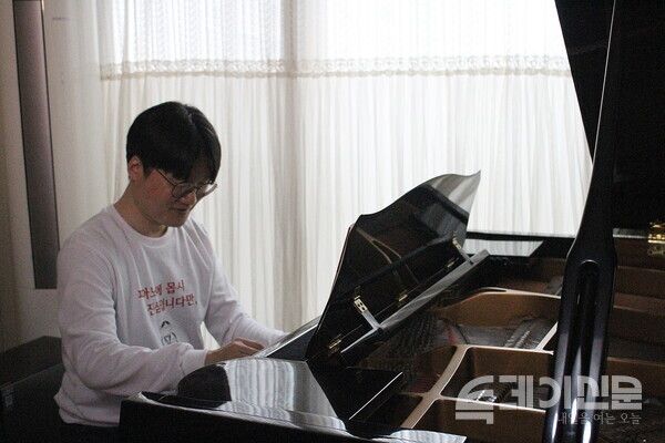 ‘피아노에 몹시 진심입니다만,’ 임승수 작가 ⓒ투데이신문