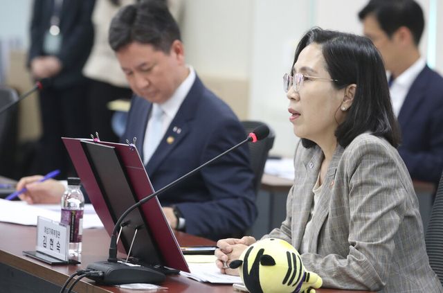 여성가족부 김현숙 장관. [사진제공=뉴시스]
