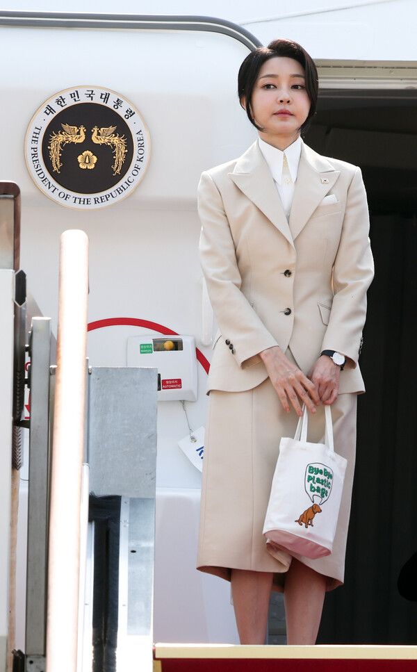 윤석열 대통령 부인 김건희 여사. [사진출처=뉴시스]