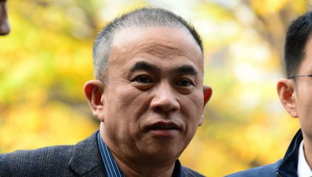 김건희 여사 공천 개입 의혹 핵심 당사자인 명태균 씨가 지난달 14일 오후 영장실질심사를 받기 위해 경남 창원시 성산구 소재 창원지방법원에 출석하고 있다.&nbsp;<br>