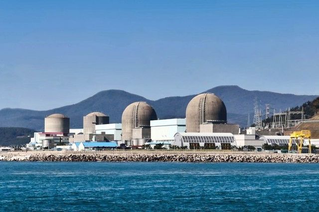 고리1호기는 2017년 6월 18일 영구 정지 후 해체 준비 중이다. [사진출처 = 뉴시스]