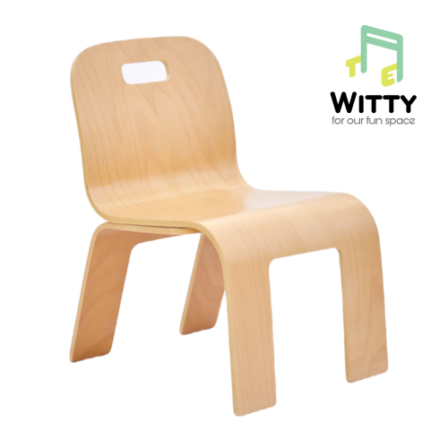 무궁유교에서 제작한 교사용 의자 [사진 제공=무궁유교]