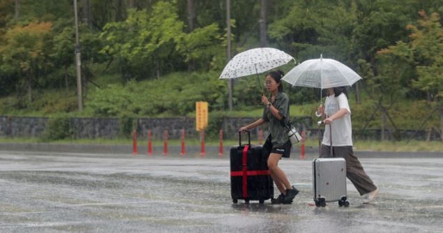 소나기 내리는 거리. [사진출처=뉴시스]