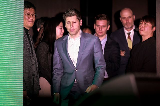 샘 올트먼 오픈AI 최고경영자가 지난 2월 4일 서울 중구 플라자호텔에서 열린 카카오 기자간담회에 참석하고 있다. [사진제공=뉴시스]