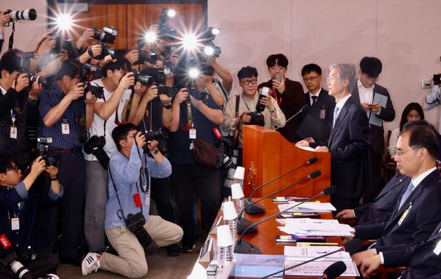 조희대 대법원장이 13일 서울 여의도 국회에서 진행된 법제사법위원회의 대법원 등 국정감사에 참석해 있다. [사진제공=뉴시스]