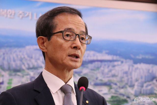 23일 국회 국토교통위원회 국정감사에서 한국부동산원 손태락 원장이 발언하고 있다.&nbsp;ⓒ 투데이신문