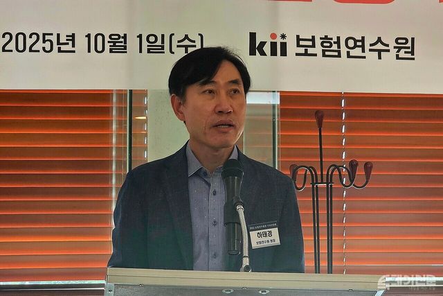 지난 1일 여의도 기자간담회에서 발언 중인 하태경 보험연수원장 ⓒ투데이신문