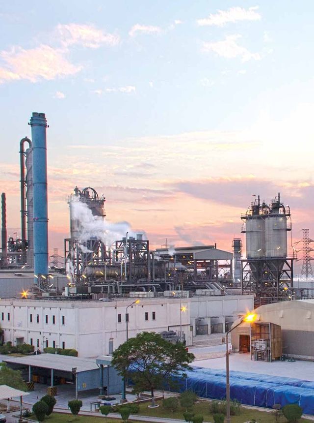 '롯데케미칼 파키스탄(LCPL)' 화학 공장 모습. [사진=뉴시스]