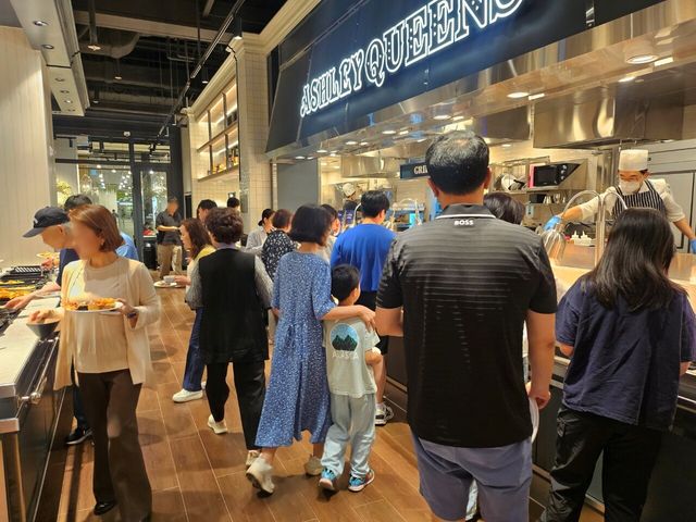 지난 5월 문을 연 애슐리퀸즈 구의 이스트폴점. [사진=이랜드이츠]