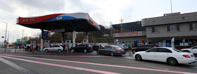 서울 서초구 만남의광장 주유소 모습. [사진=뉴시스]