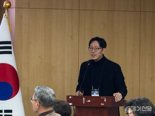 5일 파라메타 김종협 대표가 ‘스테이블코인 시대 리더십 확보를 위한 정책세미나’의 발제를 맡아 진행하고 있다.&nbsp;ⓒ투데이신문