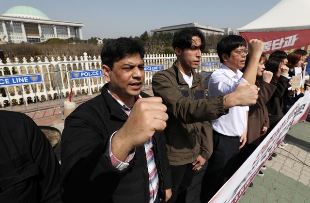 2023년 3월 21일 서울 영등포구 여의도 국회 인근에서 세계 인종차별 철폐의 날을 맞아 열린 난민법 개악안 즉각 폐기 촉구 기자회견. [사진제공=뉴시스]