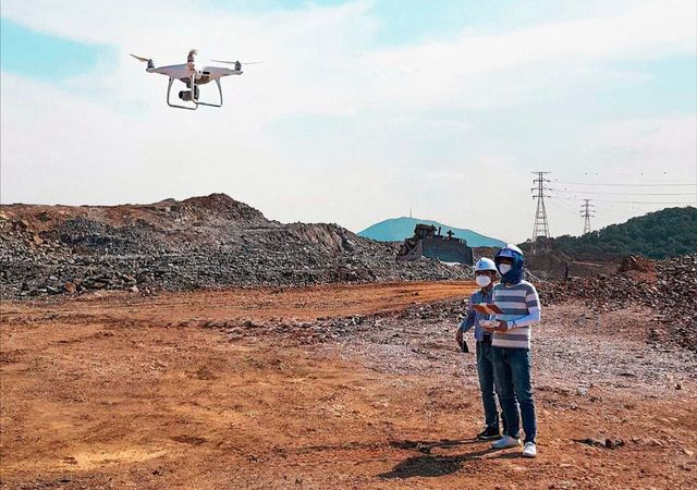 호반건설이 건설 현장에서 드론을 활용하고 있다. [사진=호반건설]