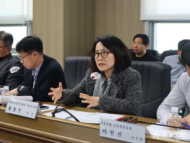 서울시농업기술센터 기술보급과 황영주 팀장이 발언하고 있다.&nbsp;ⓒ투데이신문<br>