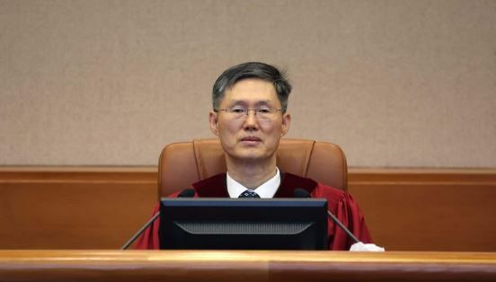 문형배 헌법재판소장 권한대행이 지난달 18일 서울 종로구 헌법재판소에서 열린 윤석열 대통령 탄핵심판 9차 변론기일에 참석해 있다.&nbsp;[사진출처=뉴시스]<br>