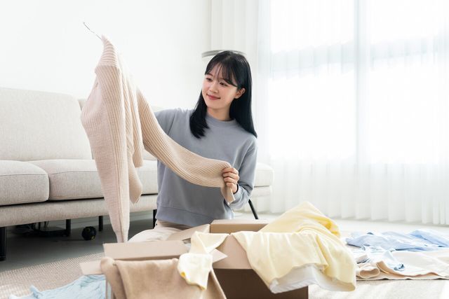 중고거래에 대한 인식이 변화하며 최근 의류 리커머스 시장도 성장하고 있다.&nbsp;[사진=게티이미지뱅크] 